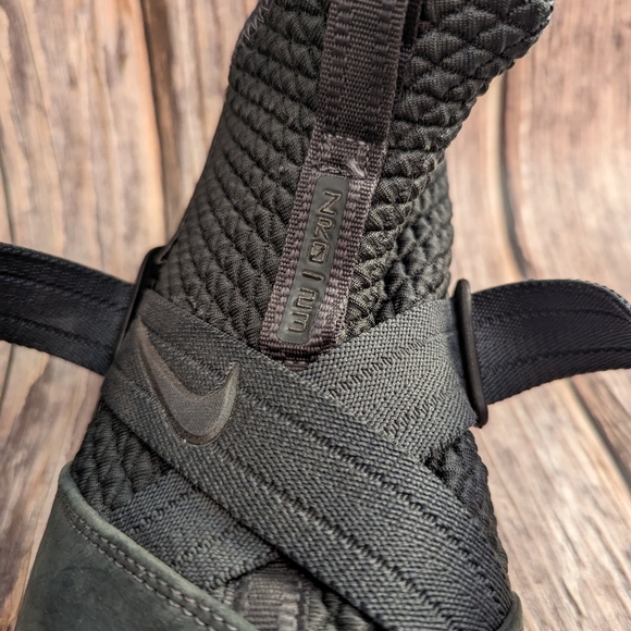 Nike Lebron Zero - Picture 6 of 7